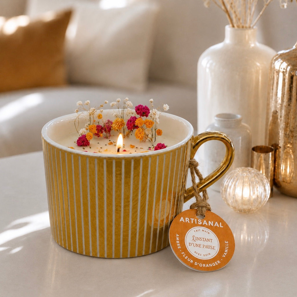 Bougie Ambre, Fleur d’Oranger & Vanille – Tasse rayée or