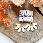 Marguerite – boucles d’oreilles fleur blanc crème
