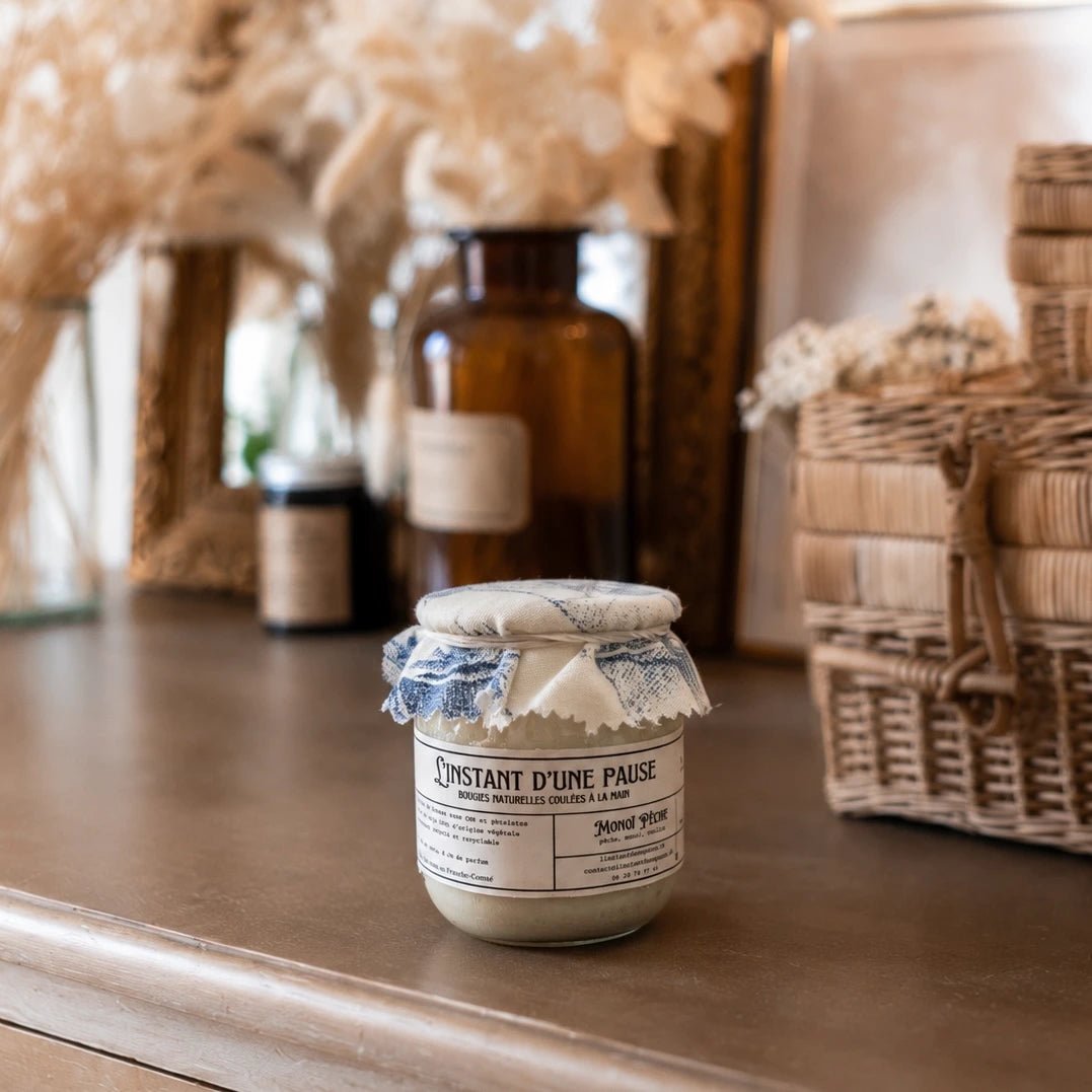 Bougie parfumée monoï pêche – naturelle, artisanale & vegan - L'INSTANT D'UNE PAUSE