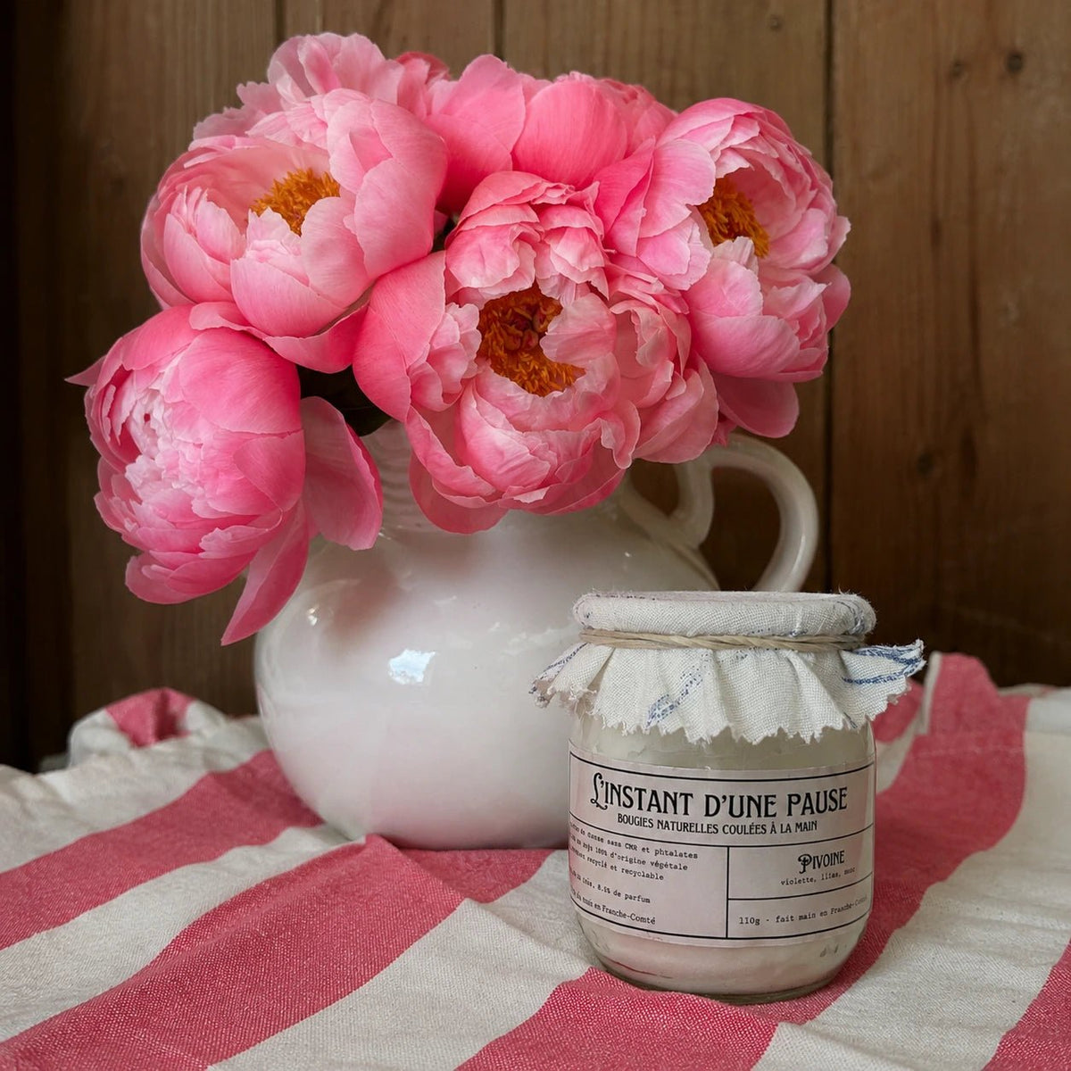 Bougie parfumée pivoine – naturelle, artisanale & vegan - L'INSTANT D'UNE PAUSE