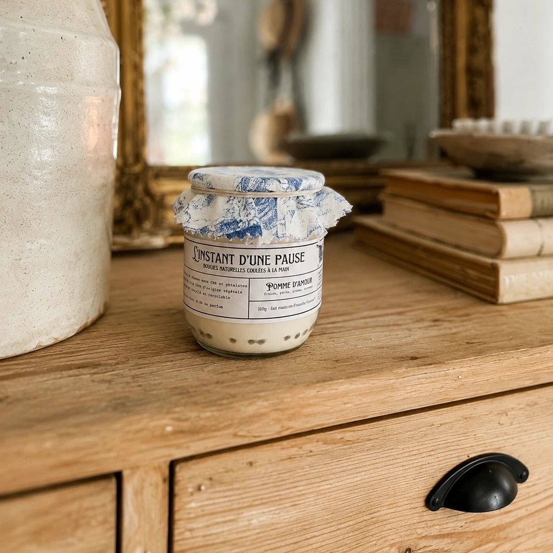 Bougie parfumée pomme d’amour – naturelle, artisanale & vegan - L'INSTANT D'UNE PAUSE