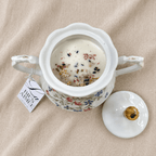 Bougie Rose, Musc & Oud – Pot en porcelaine vintage - L'INSTANT D'UNE PAUSE