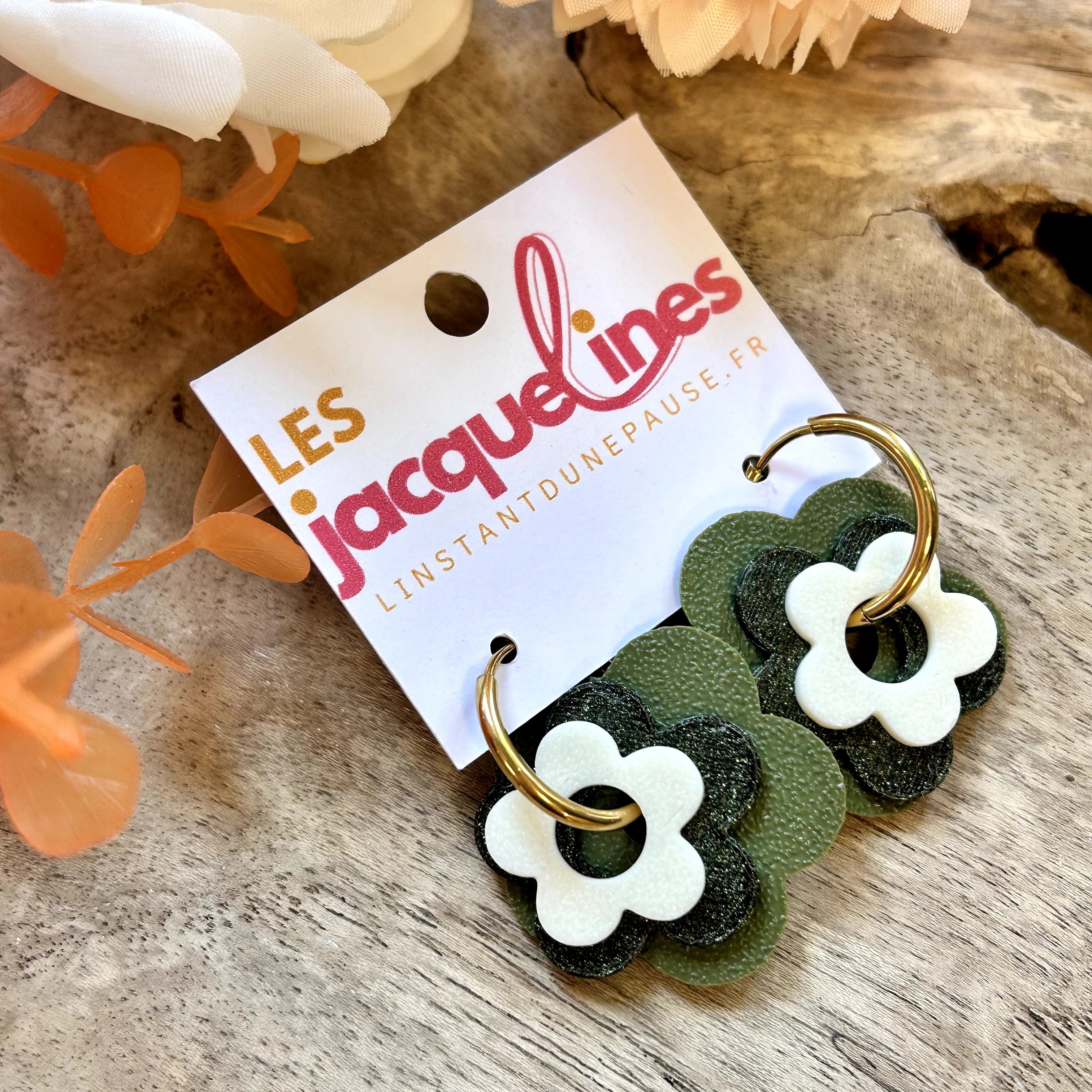 Joséphine – boucles d’oreilles fleuries kaki - L'INSTANT D'UNE PAUSE