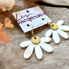 Marguerite – boucles d’oreilles fleur blanc crème - L'INSTANT D'UNE PAUSE