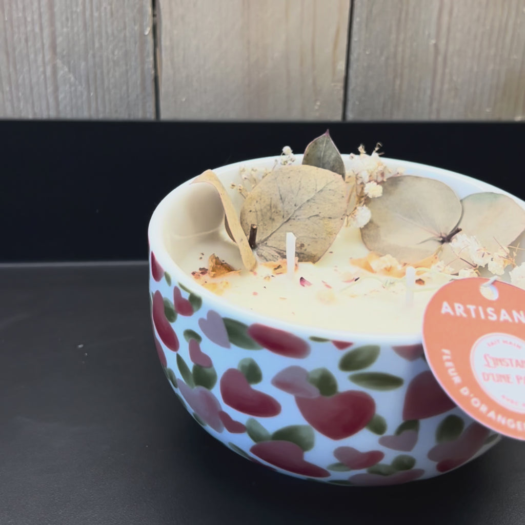 Bougie Fleur d’Oranger, Tiaré & Vanille – Bol céramique cœurs