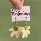 Marguerite – boucles d’oreilles fleur blanc crème