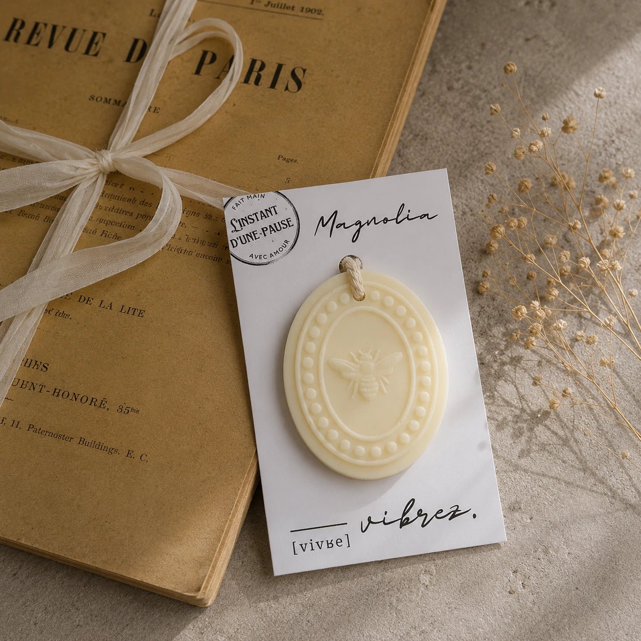 Suspension parfumée Magnolia – parfum d’intérieur artisanal - L'INSTANT D'UNE PAUSE