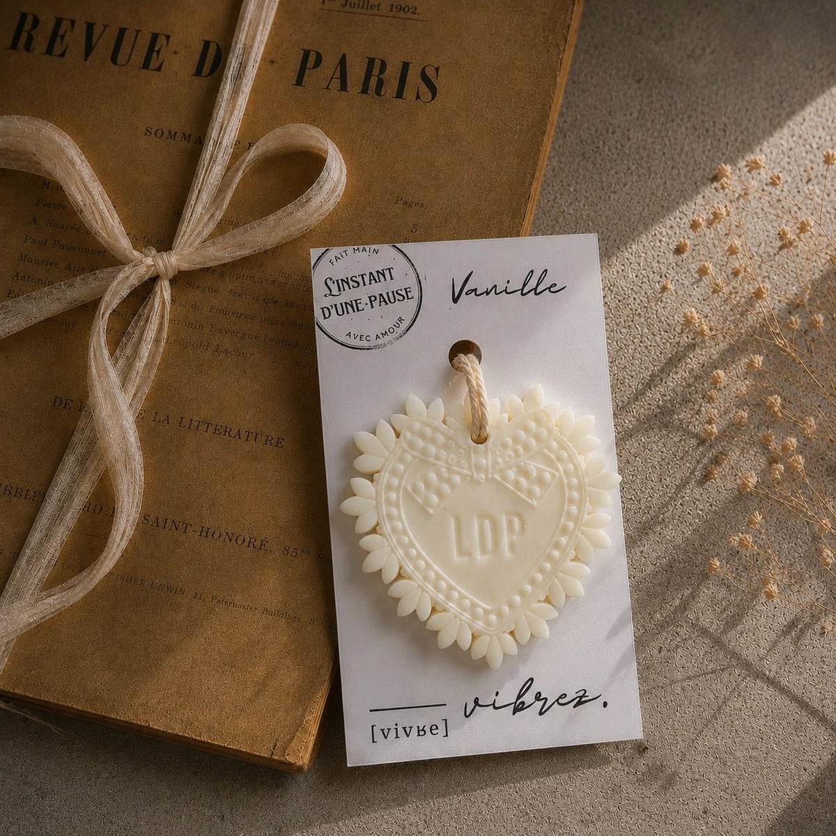 Suspension parfumée Vanille – parfum d’intérieur artisanal - L'INSTANT D'UNE PAUSE