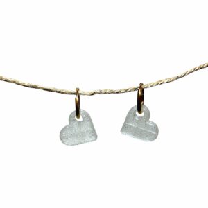 boucles d’oreilles transparentes pailletées